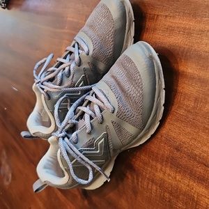 Vionic miles active sneaker size 8.5